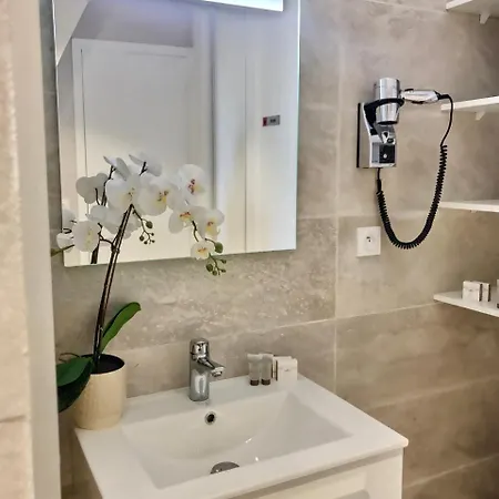 Les Appartements D'Edmond Saint Suffren Marseilles Buitenkant foto